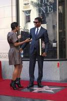 los angeles, oktober 10 - toni braxton, kenny babyface edmonds bei der kenny babyface edmonds hollywood walk of fame star zeremonie auf dem hollywood boulevard am 10. oktober 2013 in los angeles, ca foto