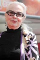 Los Angeles, 28. April - Barbara Bain auf dem Bairbara Bain Hollywood Walk of Fame Sternzeremonie auf dem Hollywood Walk of Fame am 28. April 2016 in Los Angeles, ca foto