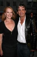 marg helgenberger und alan rosenberg kommen am 17. september 2008 zur premiere von appaloosa in beverly hills, ca. 2008 kathy hutchins hutchins foto