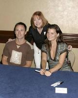 William Devry und Heather Tom und Fans Bold und das schöne Mittagessen der Fans Universal Sheraton Hotel Los Angeles, ca. 25. August 2007 ©2007 Kathy Hutchins Hutchins Foto