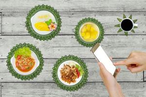 Food-Fotografie auf dem Esstisch foto