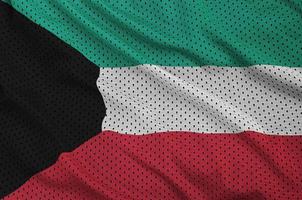 Kuwait-Flagge gedruckt auf einem Polyester-Nylon-Sportbekleidungs-Mesh-Gewebe foto