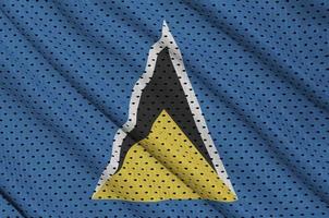 Sankt-Lucia-Flagge gedruckt auf einem Sportswear-Mesh aus Polyester-Nylon foto