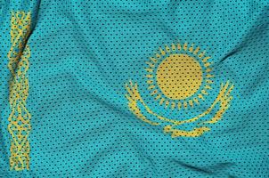 Kasachstan-Flagge gedruckt auf einem Polyester-Nylon-Sportswear-Mesh-Gewebe foto