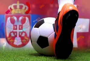Fußballpokalwettbewerb zwischen dem nationalen Serbien und der nationalen Schweiz. foto