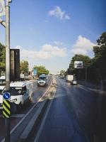 türkei im juli 2022. die straßenverhältnisse in istanbul sind ziemlich verstopft. foto