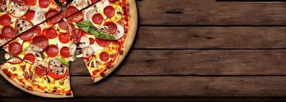 Pizza. Fast Food der traditionellen italienischen Küche. foto