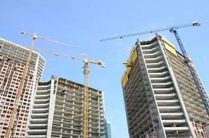 Baustelle. mehrstöckige Hochhäuser im Bau foto