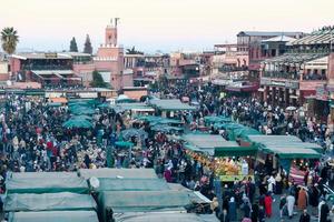 Nicht identifizierte Personen in Marrakesch, Marokko, ca. Juni 2022 foto