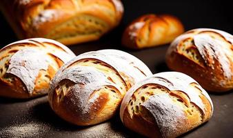 Ofen - traditionelles frisches heißes gekochtes Brot. Brot aus nächster Nähe schießen. foto