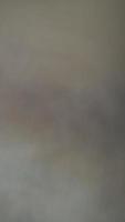 Kunstunschärfe und Geschwindigkeit von Lichtgrau und Schwarz, Licht und Farbe wie Nebel und Rauch. foto