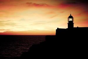 Leuchtturm von Cabo Sao Vicente, Sagres, Portugal bei Sonnenuntergang foto