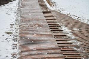 Holzterrassen im Außenbereich oder mit Schnee bedeckte Fußböden foto