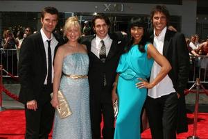 MVP-Darsteller Lucas Bryant, Kristin Booth, Dillon Casey, Amanda Brügel und Peter Miller bei der Ankunft bei den Daytime Emmys 2008 im Kodak Theatre in Hollywood, ca. am 20. Juni 2008 foto