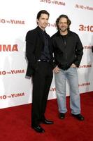 Christian Bale und Russell Crowe 3–10 bis Yuma Premiere Westwood, ca. 21. August 2007 2007 foto