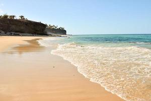 Verlassener Sandstrand foto