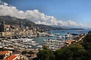 Blick auf den Hafen von Monaco foto