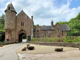 ein blick auf die landschaft von cheshire in der nähe von beeston castle foto