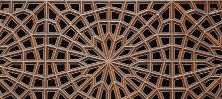 osmanische kunst mit geometrischen mustern auf holz