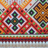 traditionelle ukrainische volkskunst gestricktes stickmuster auf textilgewebe foto