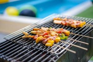 buntes grillen auf der grilla foto