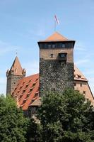 luginsland-turm auf schloss nürnberg in deutschland foto