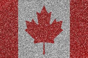 Kanada-Flagge auf vielen kleinen glänzenden Pailletten abgebildet. bunter festivalhintergrund für party foto