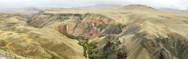 Farbige Berge oder Mars im Altai, Russland foto