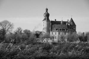 Herbstzeit auf einem deutschen Schloss foto