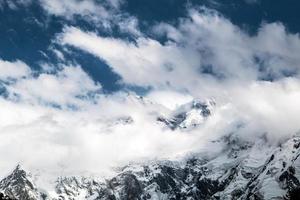 Märchenwiesen Nanga Parbat schöne Landschaft Blick auf die Berge foto