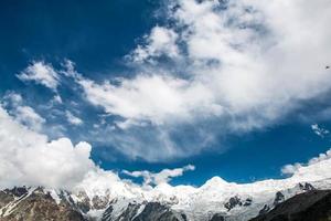 Märchenwiesen Nanga Parbat schöne Landschaft Blick auf die Berge foto