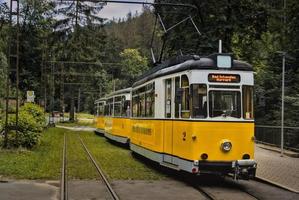 Alte Straßenbahn im Wald, Sachsen, Deutschland, 2021 foto
