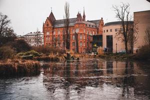 malmö stadtbibliothek im frühjahr in skane, schweden foto