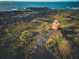 ondverdarnes leuchtturm auf der halbinsel snaefellsness in island foto