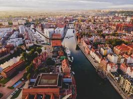 Luftaufnahme der polnischen Stadt Danzig foto