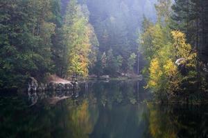 Herbstliche Landschaften von Adrspach foto