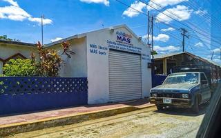 kantunilkin quintana roo mexiko 2022 kleines dorf kantunilkin straßen beherbergt kirchen und öffentliche plätze mexiko. foto