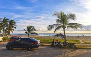 puerto escondido oaxaca mexiko 2022 malerische aussicht touristenstraße palmenstadt zicatela puerto escondido mexiko. foto