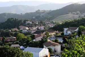 Blick auf Nocera Umbra, Stadt und Gemeinde in der Provinz Perugia, Italien. foto