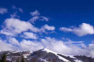 Berg im Winter foto