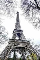 der eiffelturm in paris, frankreich foto