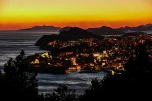 Blick auf Dubrovnik, Kroatien, bei Sonnenuntergang foto