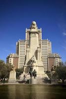 Don-Qujote-Denkmal in Madrid foto