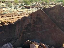 Buschmann-Felsgravuren - Namibia foto