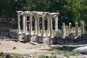 Antike Säulen in der antiken Stadt Aphrodisias in Aydin, Türkei foto