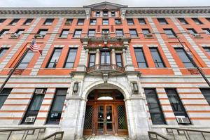 Das Äußere des historischen Dutchess County Courthouse in der Innenstadt von Poughkeepsie, New York. foto