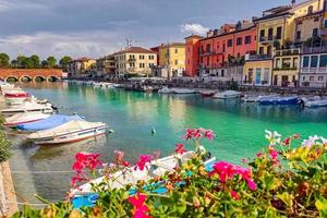 Peschiera del Garda am Gardasee foto