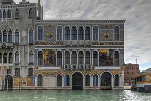Palazzo da Mula Morosini Murano-Glasmosaik entlang des Canal Grande in Venedig, Italien. foto