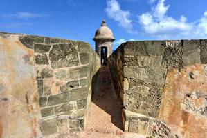 castillo san felipe del morro auch bekannt als fort san felipe del morro oder burg morro. Es ist eine Zitadelle aus dem 16. Jahrhundert in San Juan, Puerto Rico. foto