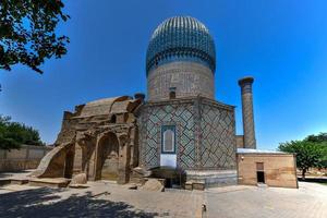 Gur-Emir-Mausoleum von Tamerlan und seiner Familie in Samarkand, Usbekistan. der Gebäudekomplex stammt aus dem 15. Jahrhundert. foto